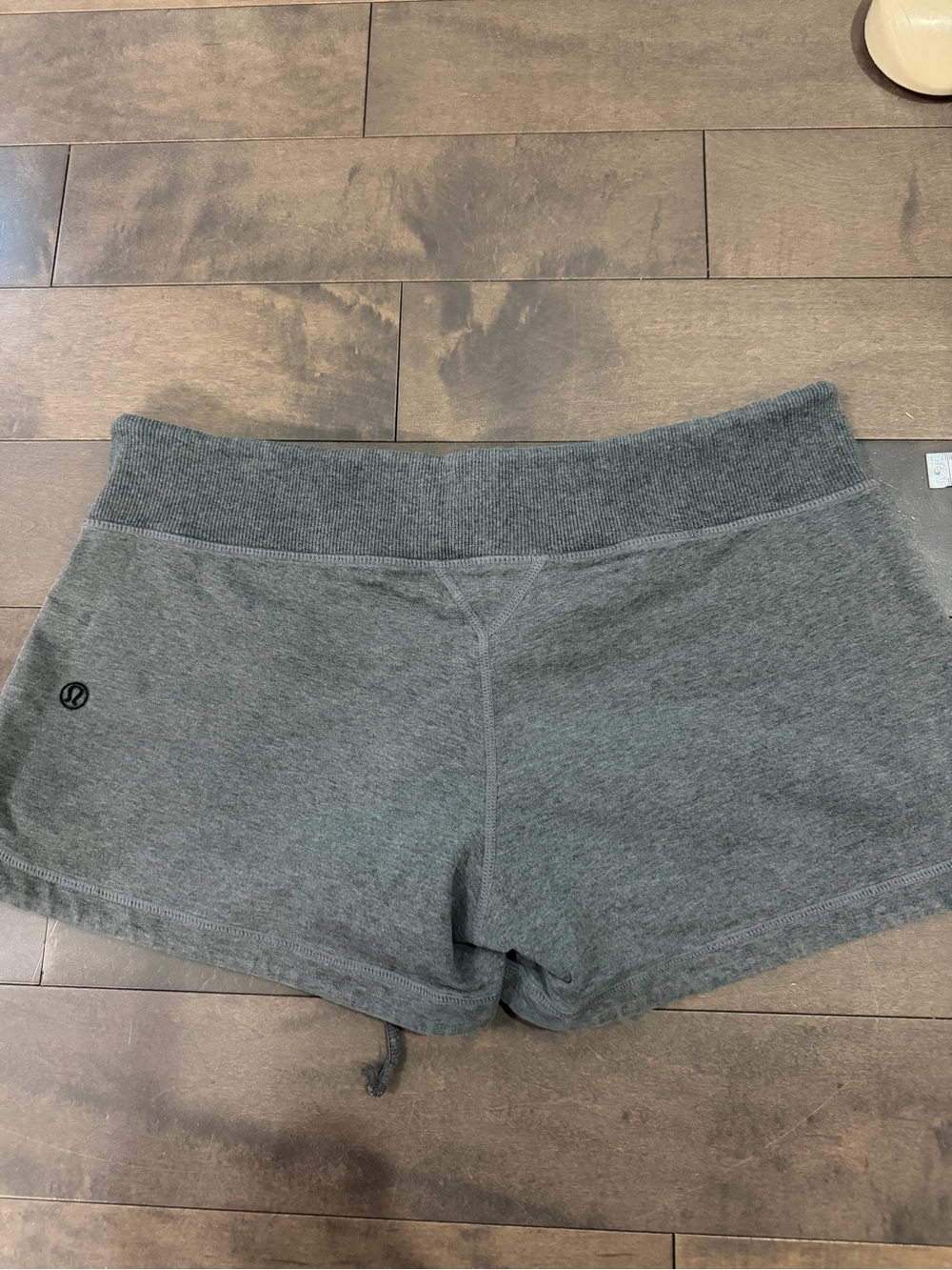 lululemon athletica Shorts (Size 6/8)